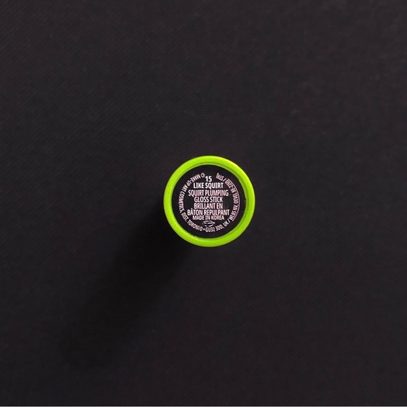 MAC Squirt Plumping Lip Gloss Balm Stick w/ Sheer Color — Like Squirt - Picture 3 of 4